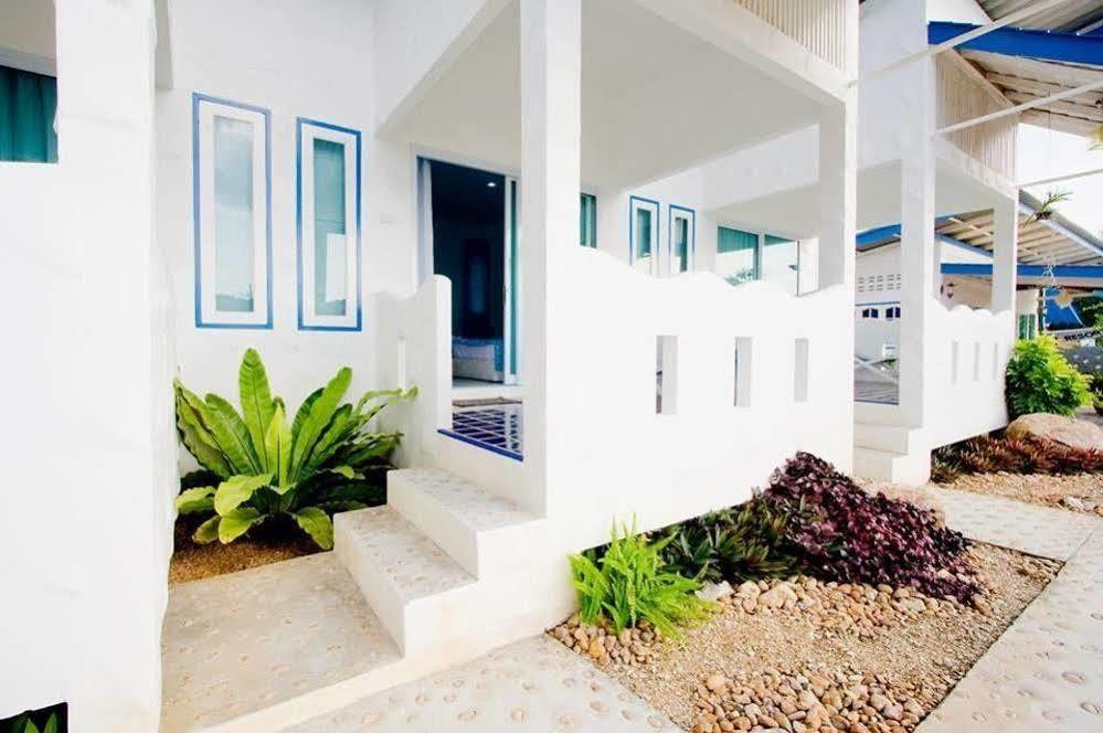 Issara Beach Resort Sichon Exterior foto